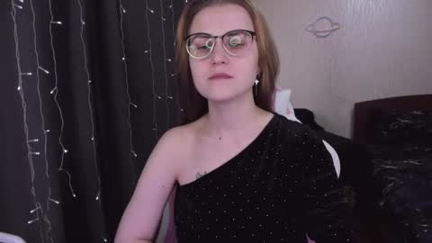 Snapshot of eva_orchid chatting on February 22, 2025, 10:18 am Eva online show from February 22, 2025, 10:18 am