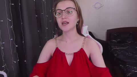 Snapshot of eva_orchid chatting on March 9, 2025, 12:42 pm Eva online show from March 9, 2025, 12:42 pm