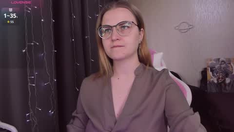 Snapshot of eva_orchid chatting on September 24, 2025, 11:57 am Eva online show from September 24, 2025, 11:57 am