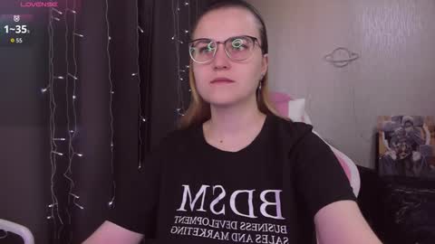 Snapshot of eva_orchid chatting on October 8, 2025, 10:02 am Eva online show from October 8, 2025, 10:02 am