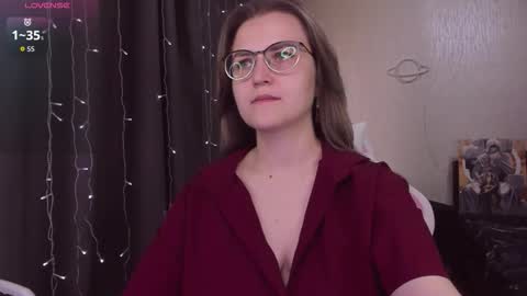 Snapshot of eva_orchid chatting on October 10, 2025, 9:52 am Eva online show from October 10, 2025, 9:52 am