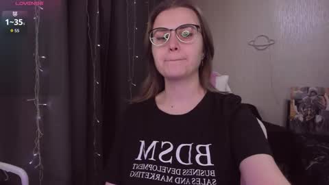 Snapshot of eva_orchid chatting on October 14, 2025, 10:16 am Eva online show from October 14, 2025, 10:16 am