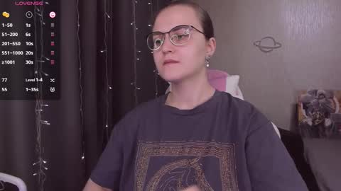 Snapshot of eva_orchid chatting on November 7, 2025, 10:48 am Eva online show from November 7, 2025, 10:48 am