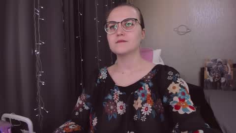 Snapshot of eva_orchid chatting on November 15, 2025, 11:18 am Eva online show from November 15, 2025, 11:18 am