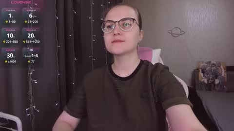 Snapshot of eva_orchid chatting on November 18, 2025, 10:31 am Eva online show from November 18, 2025, 10:31 am