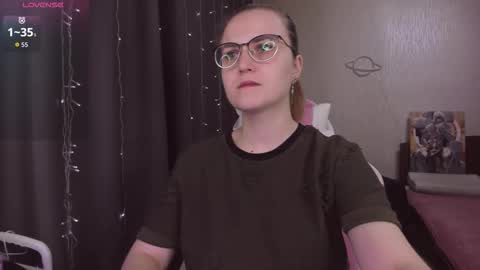 Snapshot of eva_orchid chatting on November 25, 2025, 10:59 am Eva online show from November 25, 2025, 10:59 am