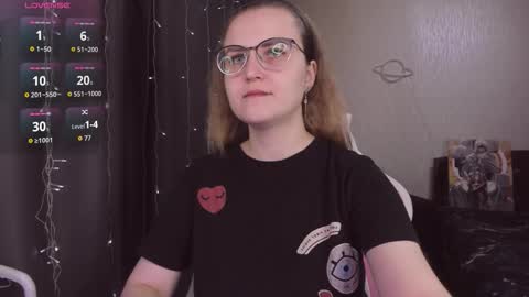 Snapshot of eva_orchid chatting on December 14, 2025, 10:42 am Eva online show from December 14, 2025, 10:42 am