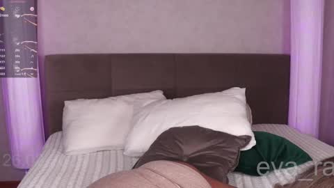 Eva online show from February 27, 2025, 10:09 pm