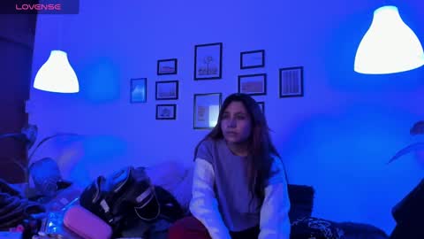 Eva   Emily online show from December 3, 2024, 11:01 am