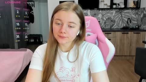 Eva online show from December 27, 2024, 1:39 pm