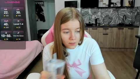 Eva online show from January 4, 2025, 9:54 am