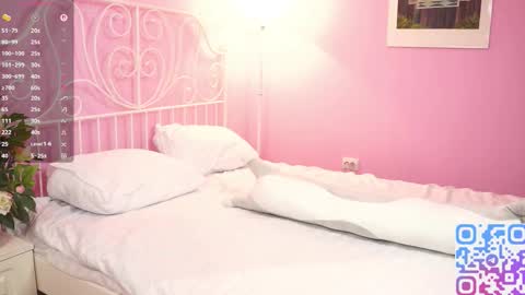 Snapshot of eva_vibe chatting on November 27, 2025, 9:33 am eva_vibe online show from November 27, 2025, 9:33 am