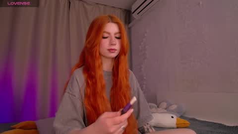 Snapshot of evaa_moonn_ chatting on March 11, 2025, 2:54 am Eva online show from March 11, 2025, 2:54 am