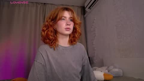 Snapshot of evaa_moonn_ chatting on November 2, 2025, 2:47 am Eva online show from November 2, 2025, 2:47 am