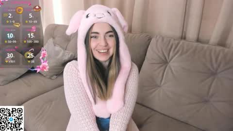 Snapshot of evablimey chatting on November 13, 2025, 6:34 am Eva online show from November 13, 2025, 6:34 am