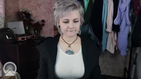 Snapshot of evabrownie chatting on January 28, 2025, 12:32 pm Eva Brownie online show from January 28, 2025, 12:32 pm