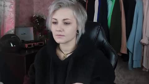 Snapshot of evabrownie chatting on January 29, 2025, 8:18 am Eva Brownie online show from January 29, 2025, 8:18 am