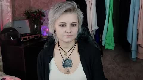 Snapshot of evabrownie chatting on February 5, 2025, 9:57 am Eva Brownie online show from February 5, 2025, 9:57 am