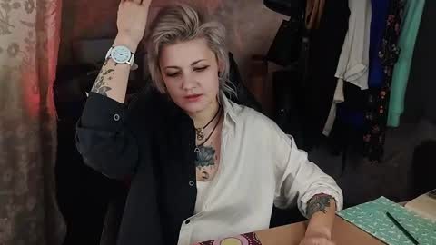 Snapshot of evabrownie chatting on March 7, 2025, 10:02 am Eva Brownie online show from March 7, 2025, 10:02 am