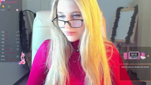 Eva  online show from December 21, 2024, 2:30 am