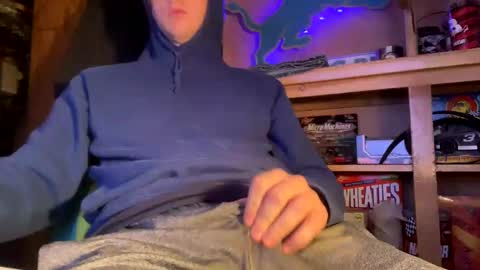 Snapshot of evageniex chatting on November 19, 2025, 12:27 pm evageniex online show from November 19, 2025, 12:27 pm