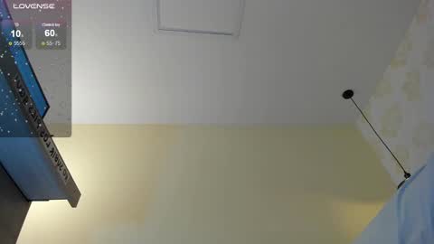 E V A  online show from February 14, 2025, 5:41 am