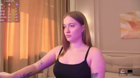 Snapshot of evahariss1 chatting on October 9, 2025, 11:08 am evahariss1 online show from October 9, 2025, 11:08 am