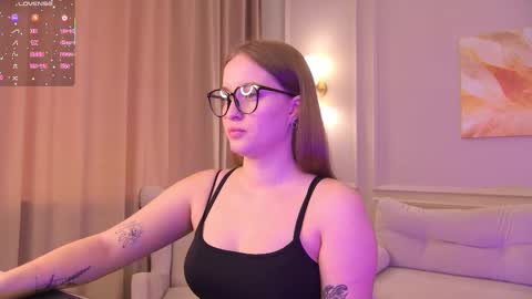 Snapshot of evahariss1 chatting on October 11, 2025, 9:08 am evahariss1 online show from October 11, 2025, 9:08 am