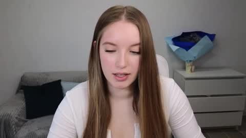 Snapshot of evajuly chatting on December 21, 2024, 4:41 am Eva online show from December 21, 2024, 4:41 am