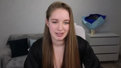 Snapshot of evajuly chatting on January 1, 2025, 12:00 pm Eva online show from January 1, 2025, 12:00 pm