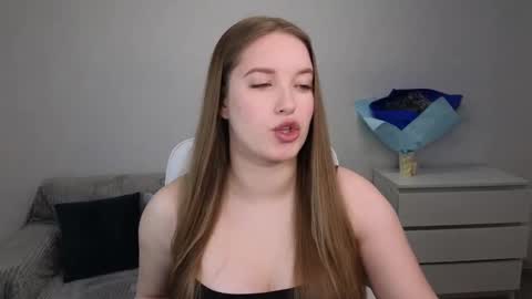 Snapshot of evajuly chatting on January 9, 2025, 6:27 am Eva online show from January 9, 2025, 6:27 am