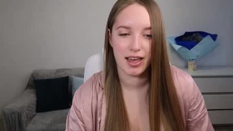 Snapshot of evajuly chatting on January 14, 2025, 9:35 am Eva online show from January 14, 2025, 9:35 am