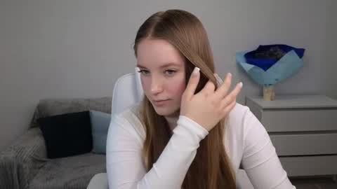 Snapshot of evajuly chatting on January 21, 2025, 5:49 am Eva online show from January 21, 2025, 5:49 am