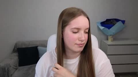 Snapshot of evajuly chatting on January 25, 2025, 5:51 pm Eva online show from January 25, 2025, 5:51 pm