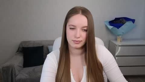 Snapshot of evajuly chatting on February 16, 2025, 7:48 am Eva online show from February 16, 2025, 7:48 am