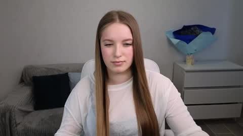 Snapshot of evajuly chatting on February 27, 2025, 8:28 am Eva online show from February 27, 2025, 8:28 am