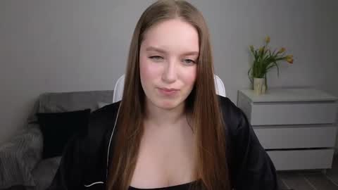 Snapshot of evajuly chatting on March 9, 2025, 4:00 pm Eva online show from March 9, 2025, 4:00 pm