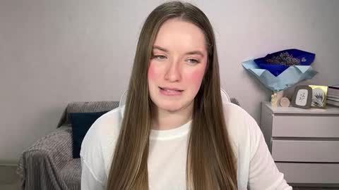 Snapshot of evajuly chatting on November 12, 2025, 6:41 pm Eva online show from November 12, 2025, 6:41 pm