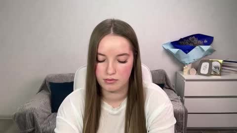 Snapshot of evajuly chatting on November 26, 2025, 6:09 pm Eva online show from November 26, 2025, 6:09 pm