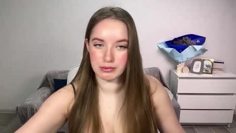 Snapshot of evajuly chatting on November 29, 2025, 7:11 am Eva online show from November 29, 2025, 7:11 am