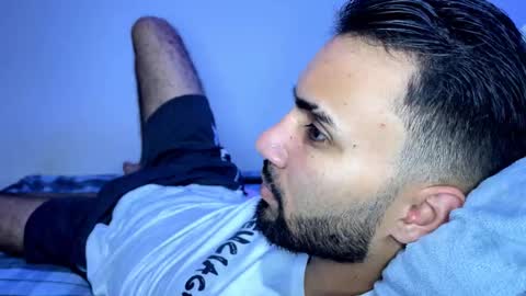 evan57036 online show from February 18, 2025, 5:20 am