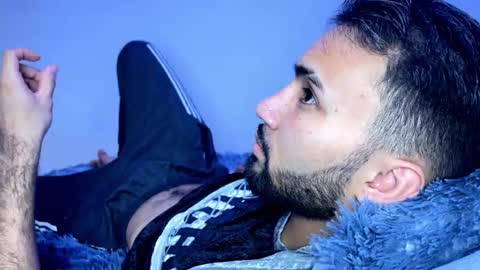 evan57036 online show from February 25, 2025, 4:57 am