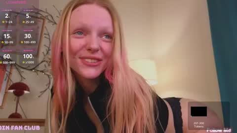 Snapshot of evangel1ne chatting on February 5, 2025, 12:27 pm evangel1ne online show from February 5, 2025, 12:27 pm