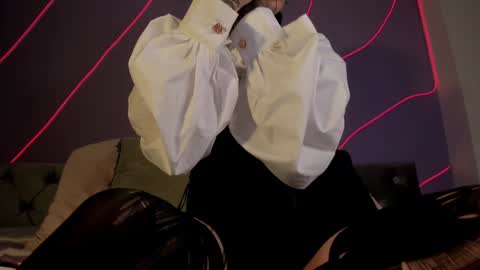 Eva online show from December 24, 2024, 11:38 am