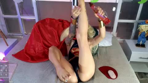 Snapshot of evangelyne1 chatting on October 16, 2025, 4:08 pm Evangelyne online show from October 16, 2025, 4:08 pm