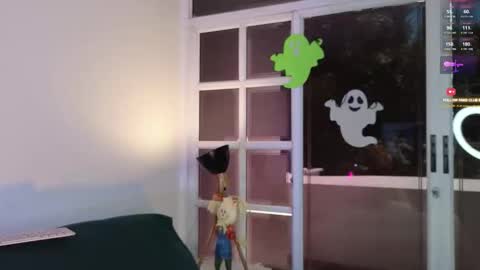 Snapshot of evangelyne1 chatting on October 24, 2025, 3:41 pm Evangelyne online show from October 24, 2025, 3:41 pm