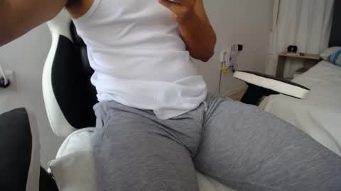 Evan online show from December 17, 2024, 7:48 pm