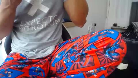 Evan online show from February 16, 2025, 4:21 pm