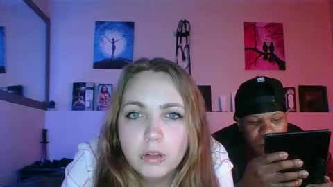 evanschris2048 online show from February 24, 2025, 9:21 am