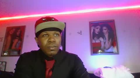 evanschris2048 online show from February 28, 2025, 12:43 am